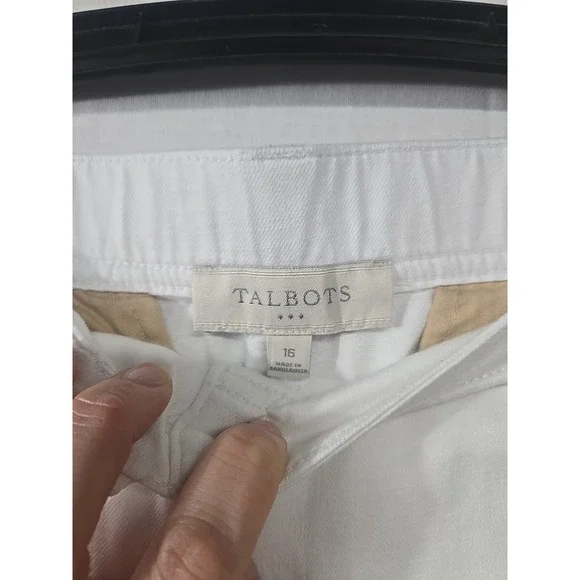 Talbots White Linen Blend Shorts Womens 16 Rolled Cuff Stretch Beach Causal - Picture 2 of 8